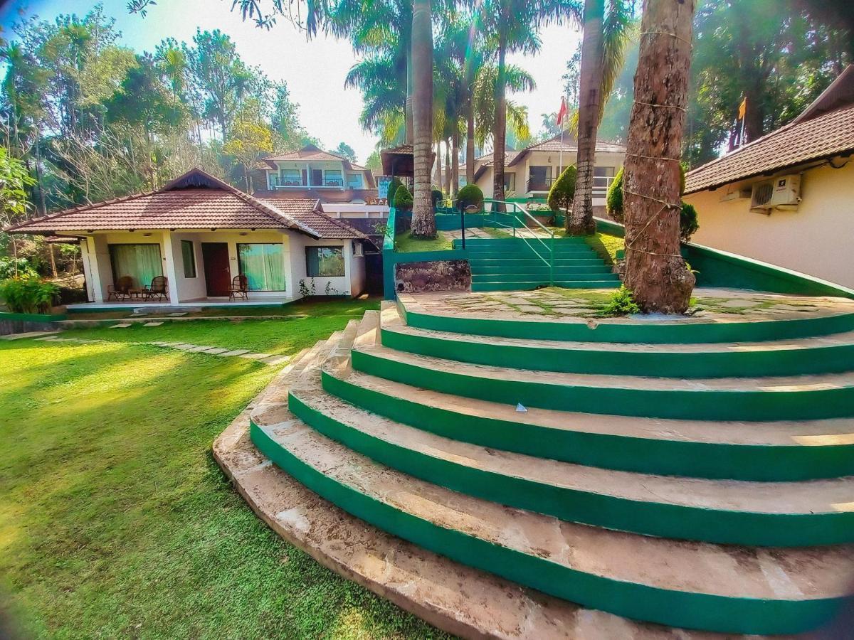 The Wave Lakeview Resort & Spa Wayanad Εξωτερικό φωτογραφία